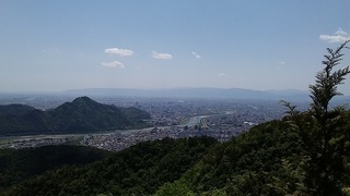 百々ヶ峰山頂.jpg